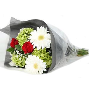 Bouquet  Hortencia Y Gerbera  S/Marca  12.0 - Pza